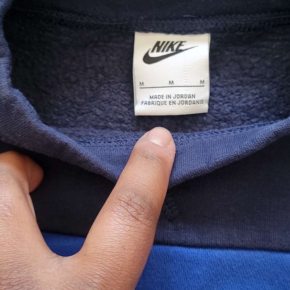 Nike Kids Two-Tone Blue Sweatshirt - Picture 3 of 3